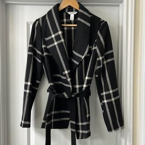 WHBM Size 10 Long black/white Plaid Belted Jacket
